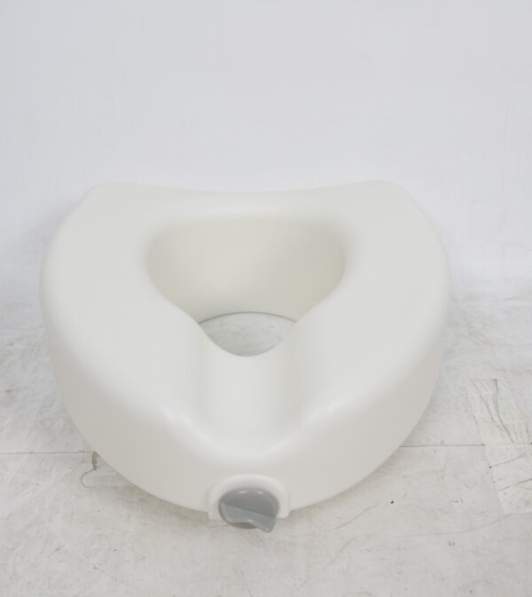Moulded Raised Toilet Seat, Protector